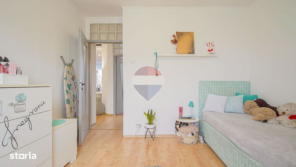 Comision 0 %! Apartament cu 4 camere de vânzare în Centrul Civic