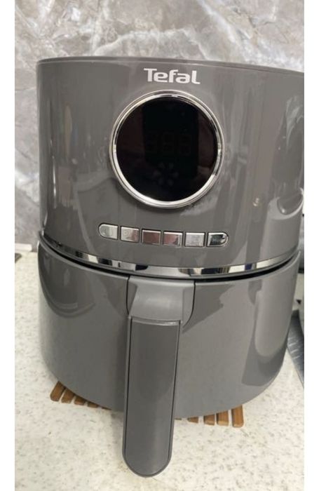 Продам аэрогриль в хорошем состоянии