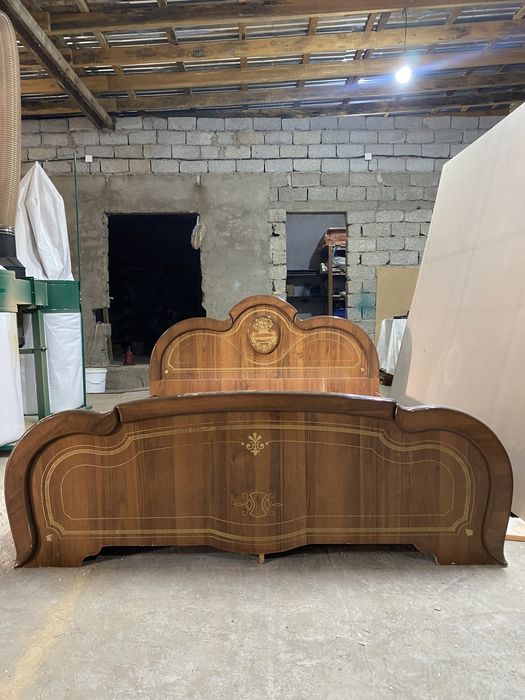 Кровать двуспальная