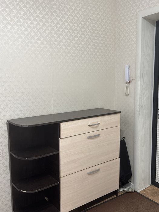 Шкаф, тумбы прихожая