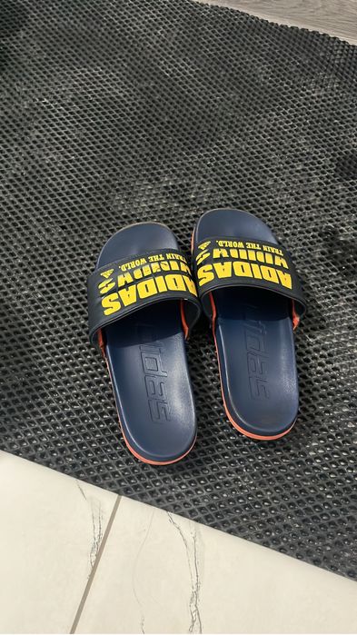 Продам слансы adidas