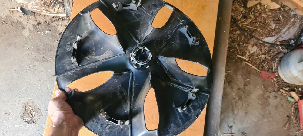 Тасове за Тесла Модел 3 Tesla Model 3