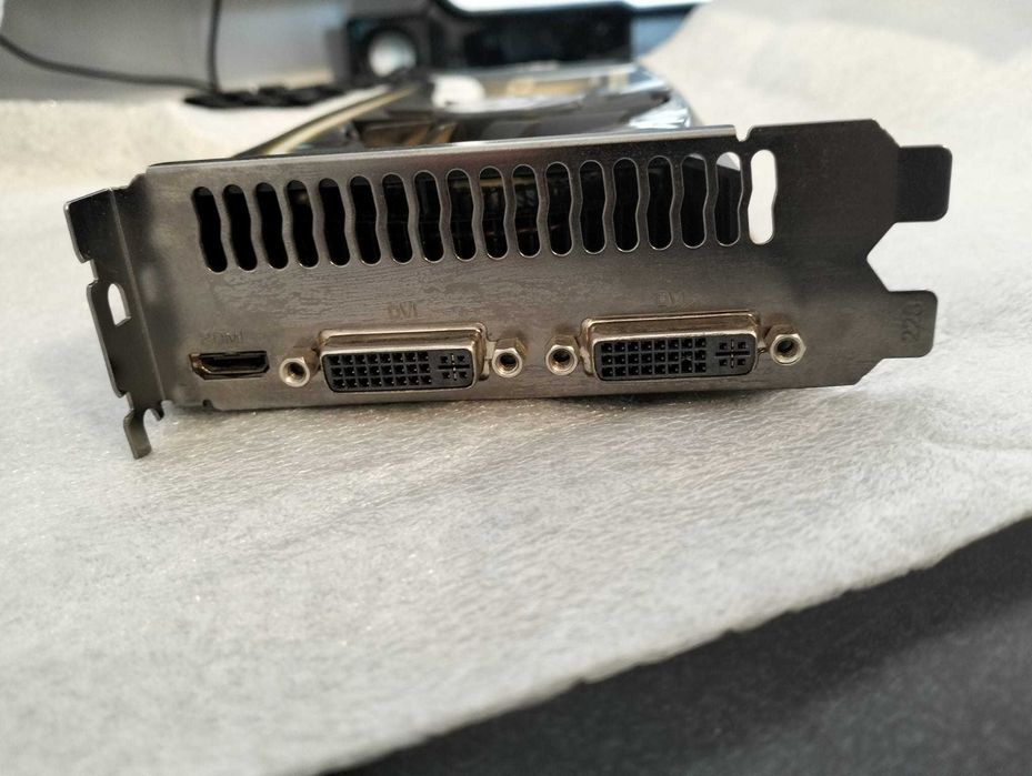 Placa video EVGA Geforce GTX 560 1GB GDDR5 256 bit