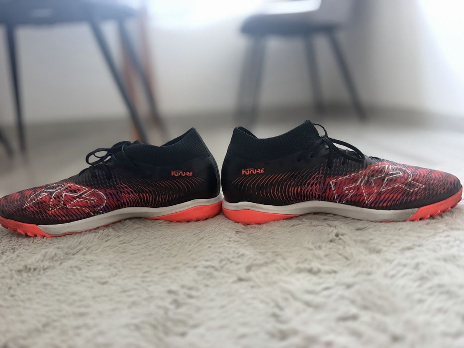 Футболни обувки Puma – размер 43