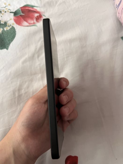 Note 12R Redmi srochno sotiladi