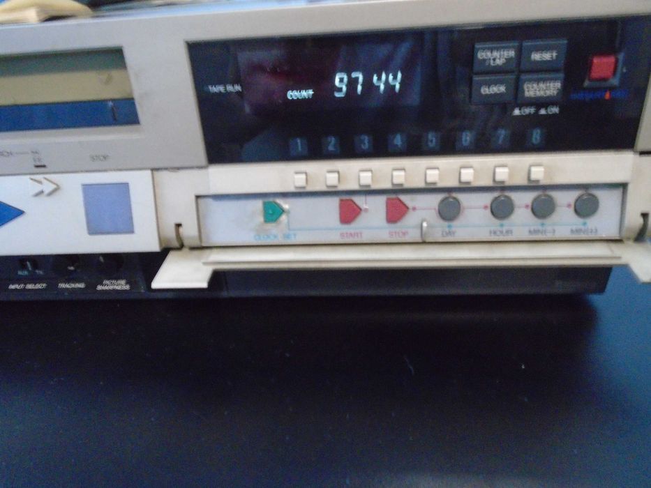 видео JVC hr-d120em