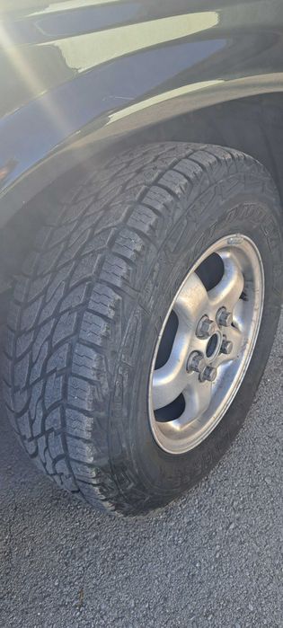 Гуми с джанти 235/70 R 16