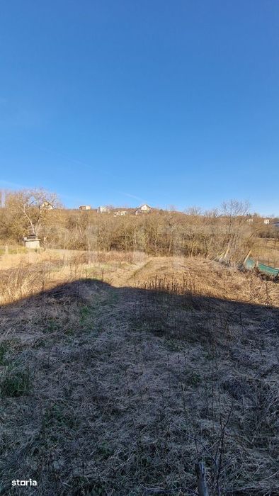 Teren intravilan, 2000mp, toate utilitatile la front, Chinteni