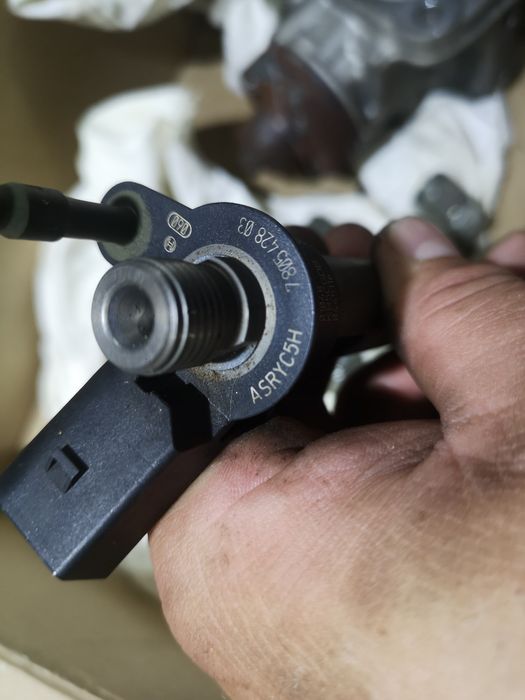 Дюзи и ГНП помпа за БМВ GT