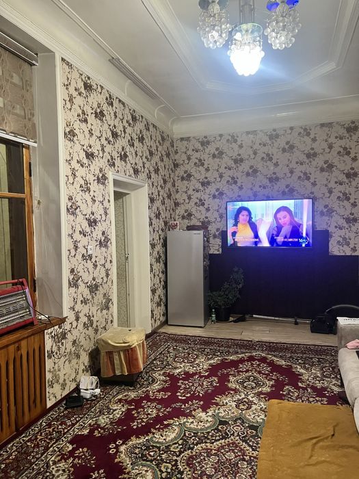 Продаётся дом в Мирзо-Улугбекском районе (центр Луначарского)