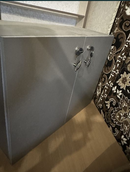 Продам полки 3 шт