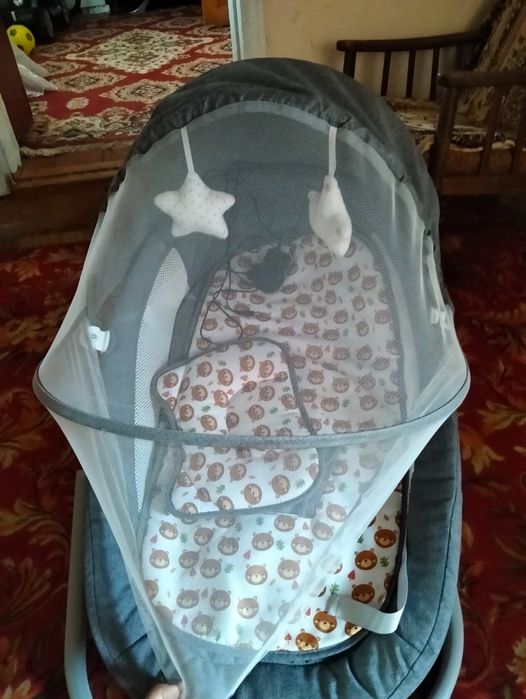 Продаю детский шезлонг