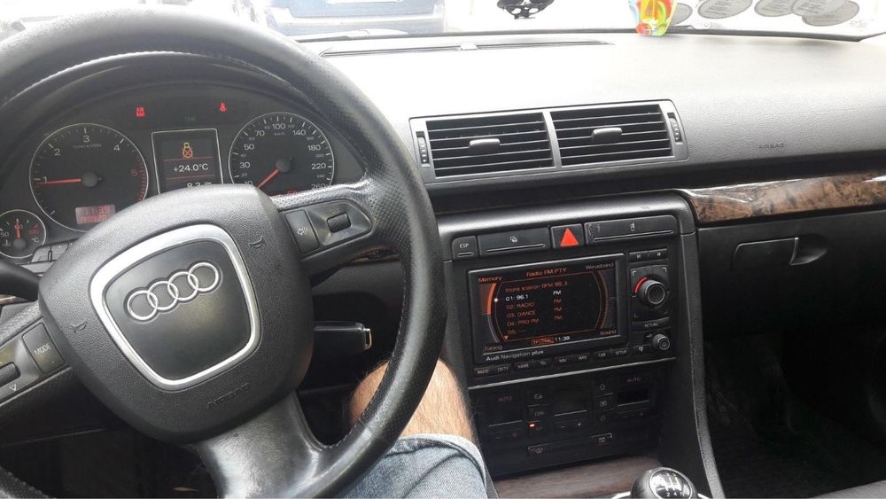 AUDI A4 2005 — imagine 3
