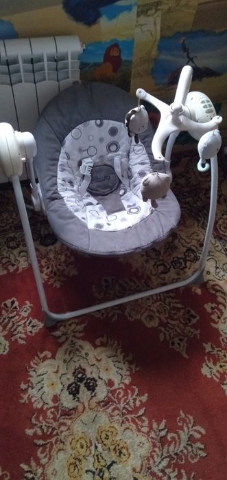 Шезлонг качалка продаю