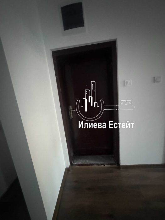 Продава се Четиристаен апартамент в Димитровград - 102 кв.м за 800 €/кв.м - Снимка #15