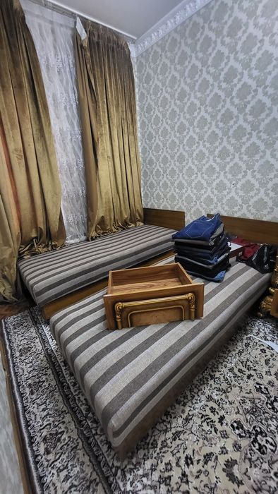 Ideal xolatida divan 2ta