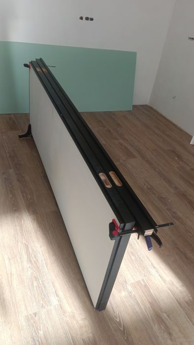 Есік орнату / Установка дверей