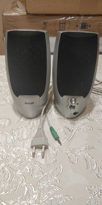 Тонколони/Колонки Delux