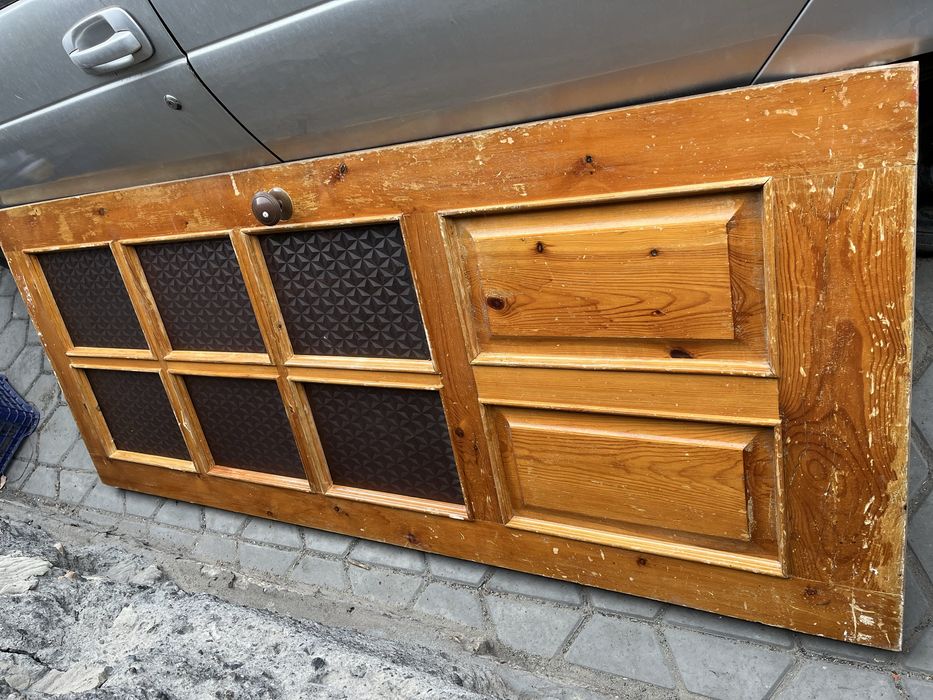 Двери деревянные