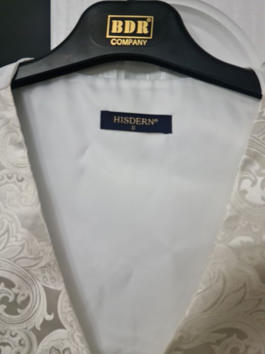 Мъжки бял елек с Подарък вратовръзка