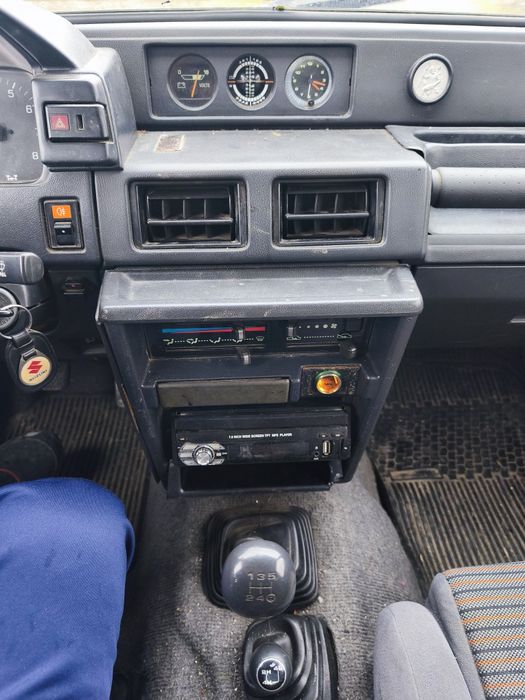 Vând schimb Daihatsu Feroza 4x4 1.6 injecție