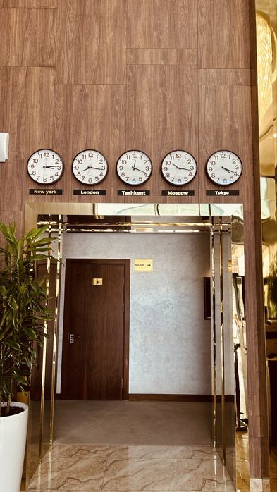 Все для гостиницы . Пультницы, солфетницы , чайные станции, папки