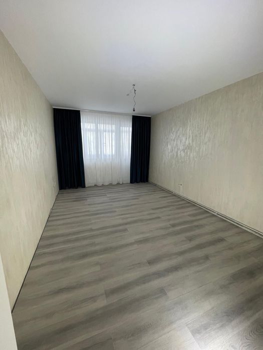 Vand apartament 3 camere complet renovat