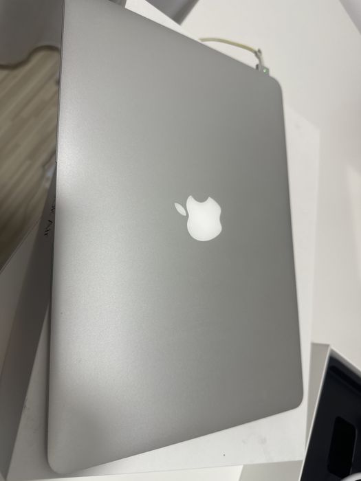 Mac book air (13-inch,2017)