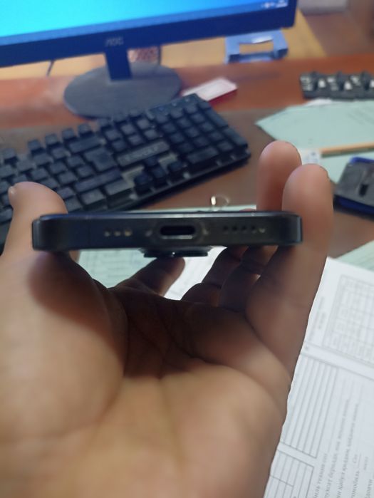 Iphon 16 pro sotiladi xolati idiyal