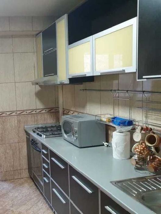 Дава се под наем Тристаен апартамент в Пловдив, Кършияка - 90 кв.м за 260.1 € - Снимка #3