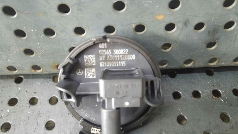 Senzor impact usa dreapta fata mercedes glc c253 facelift x253 w253 a2139051115
