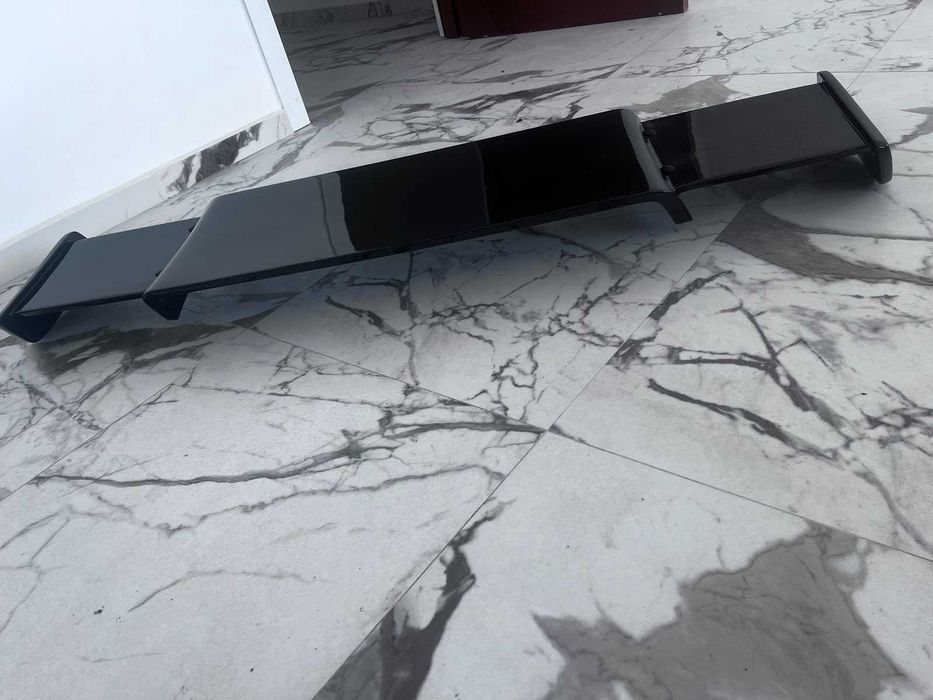 Задно анти крило за Г-класа - нов модел 2023 - чисто нов