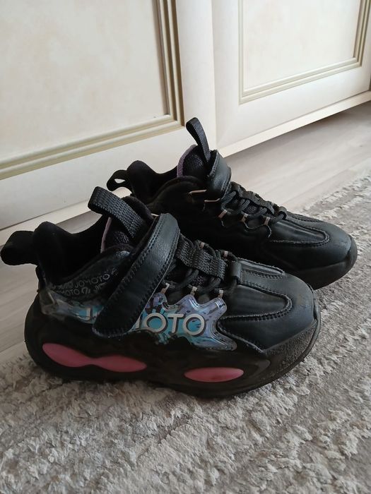 Обувь на девочку