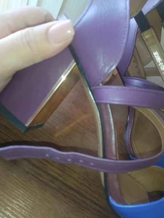 Летние босоножки