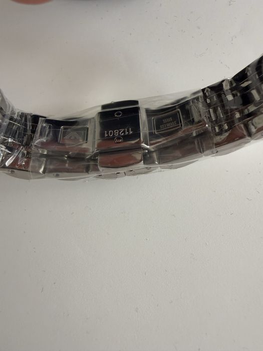 Ceas Armani  barbatesc nou,original