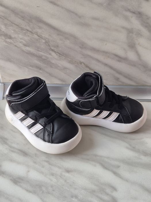 Детски маратонки Adidas