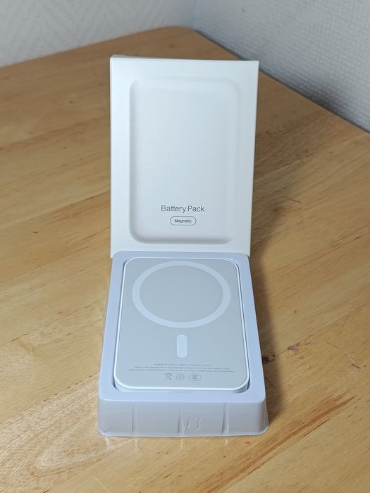 Magsafe power bank 1:1
