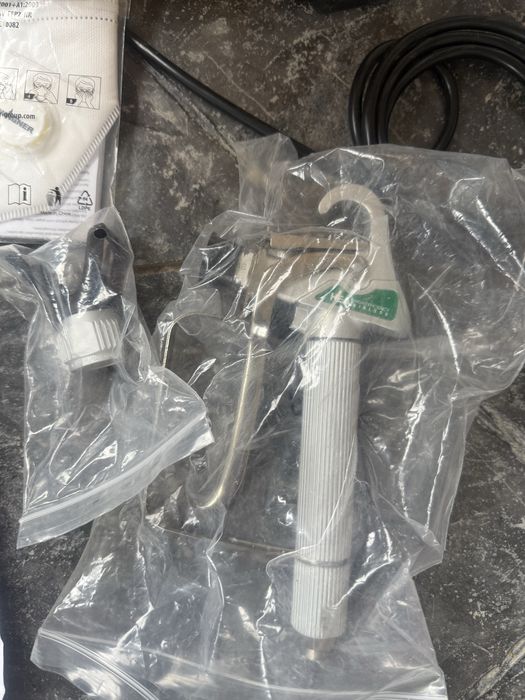 Vind pompa vopsit Wagner 150M noua nouta cu toate accesoriile din fabr