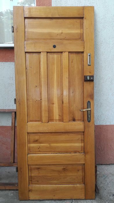 Vand usa lemn de stejar