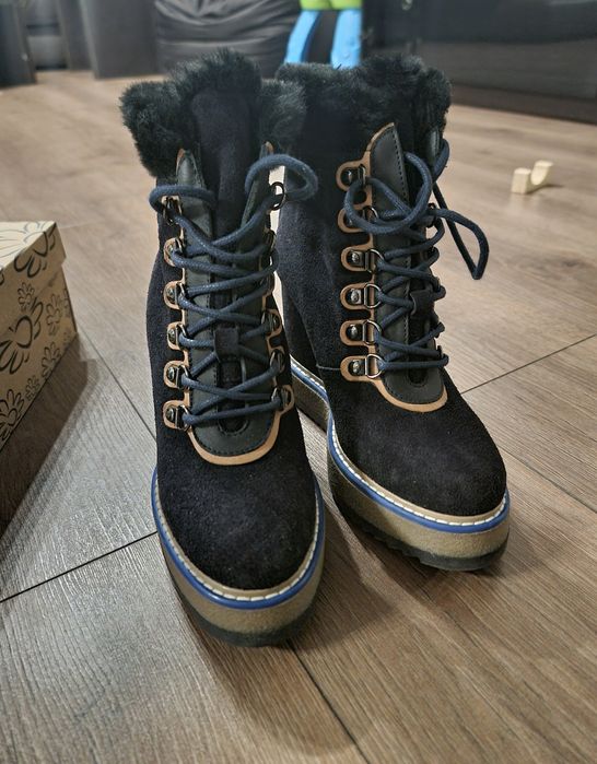 Дамски боти и ботуши Navvi