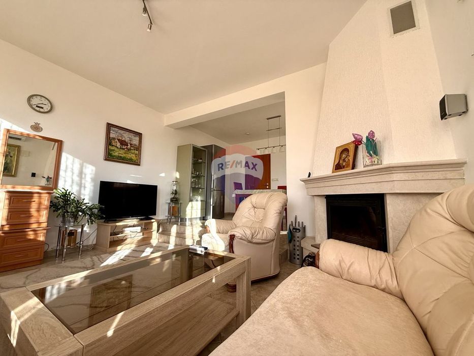 Къща с четири спални и планинска гледка за продажба, Балчик, Я.И.