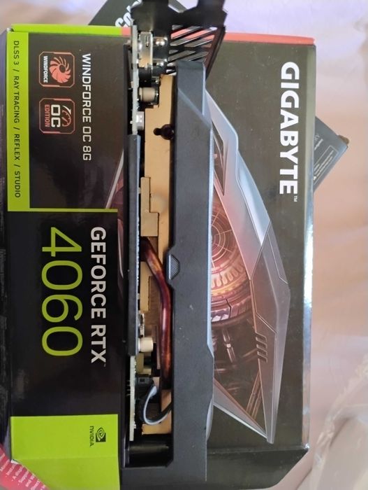 GeForce RTX™ 4060 WINDFORCE OC 8G