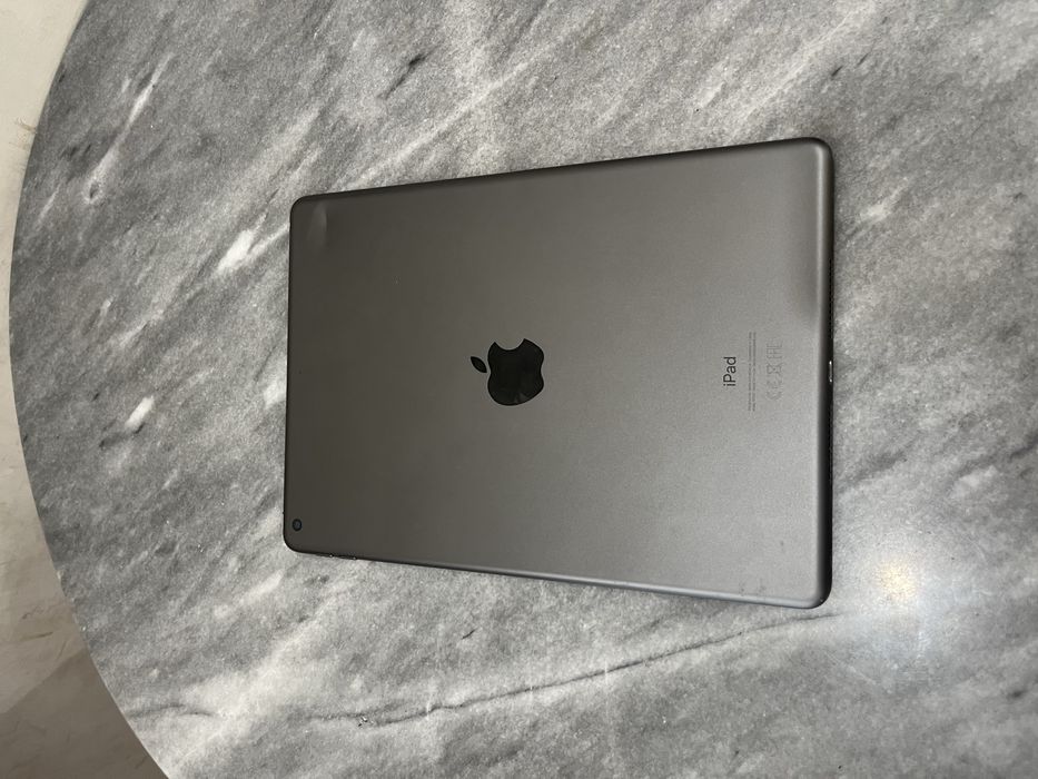 Iphone 13, ipad 8го поколения