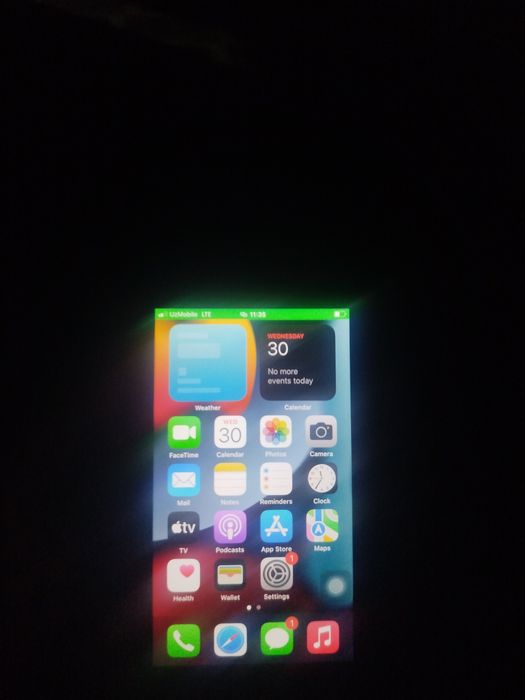 Iphone 7 32gb aybi oʻrta kunobka iwlamidi uhasi ketgan