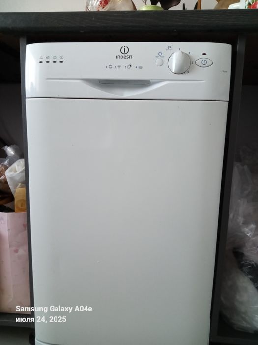 Продам посудомоечную машину Индезит