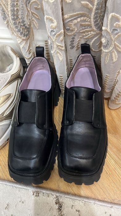 Обуви 37,38размеры