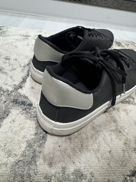 Кеды от Defacto