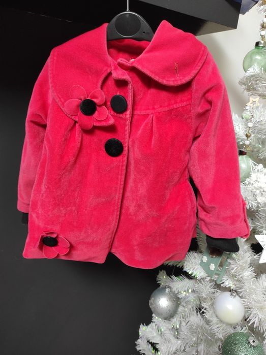 Palton roșu și rochiță 1,5-2 ani