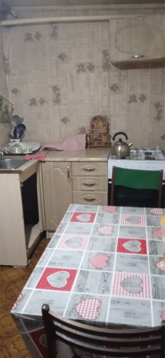 Сдается пол дома с хозяйкой