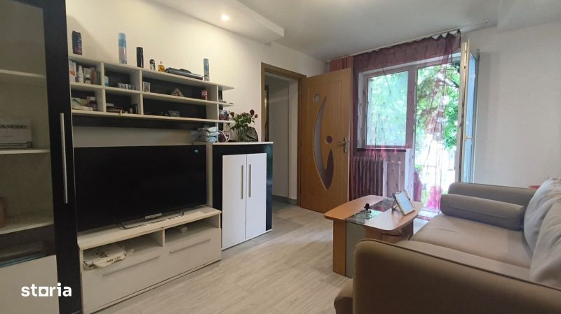 Apartament 3 camere in Deva, zona Licee